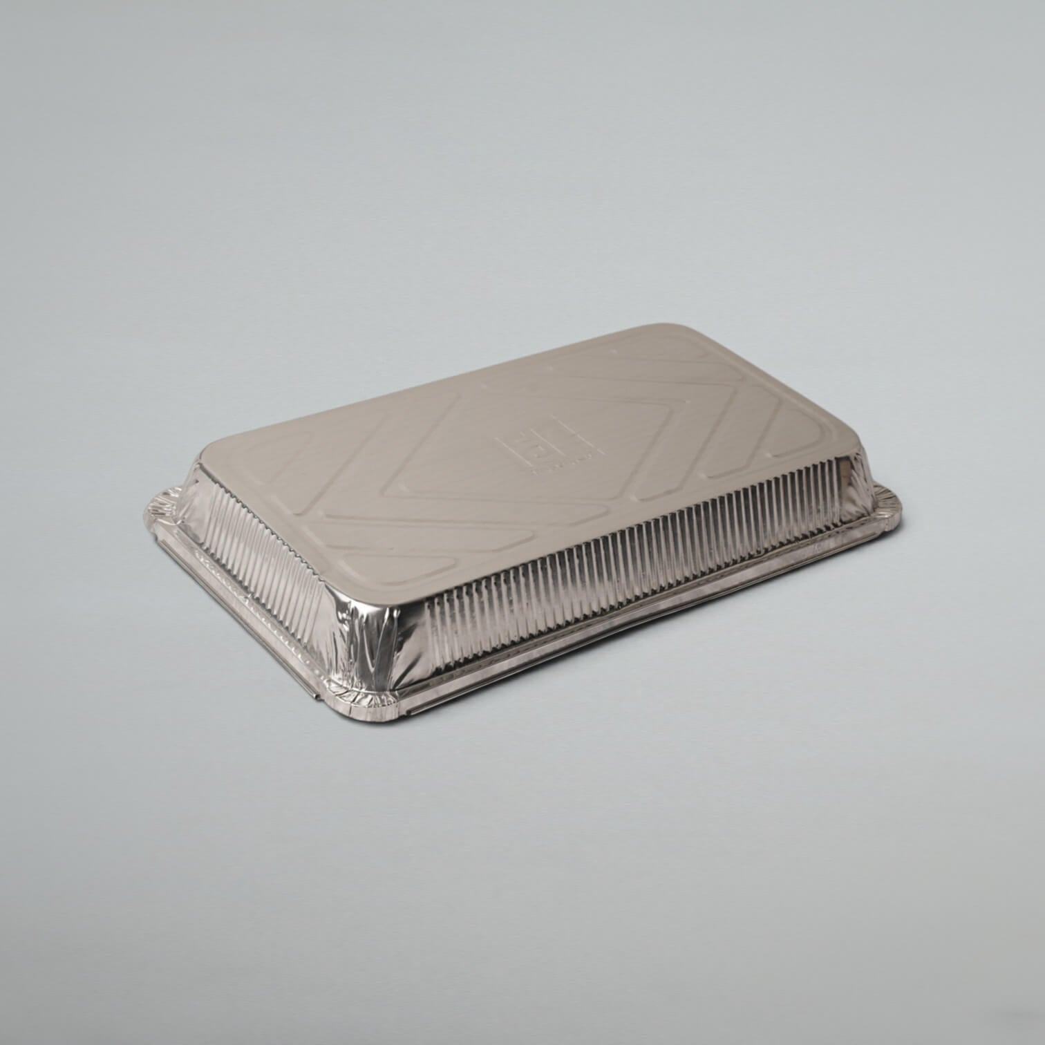 14.5 inch aluminium foil fish tray shown from an angled side view