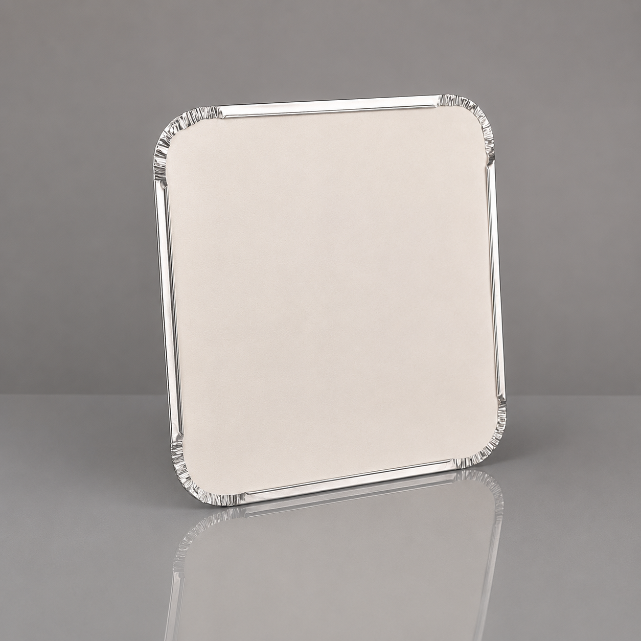 9x9 inch aluminium container with board lid