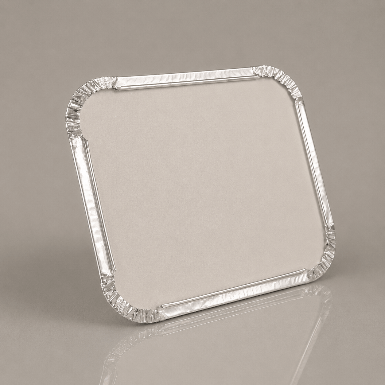 Board lid for 3 compartment aluminium trays