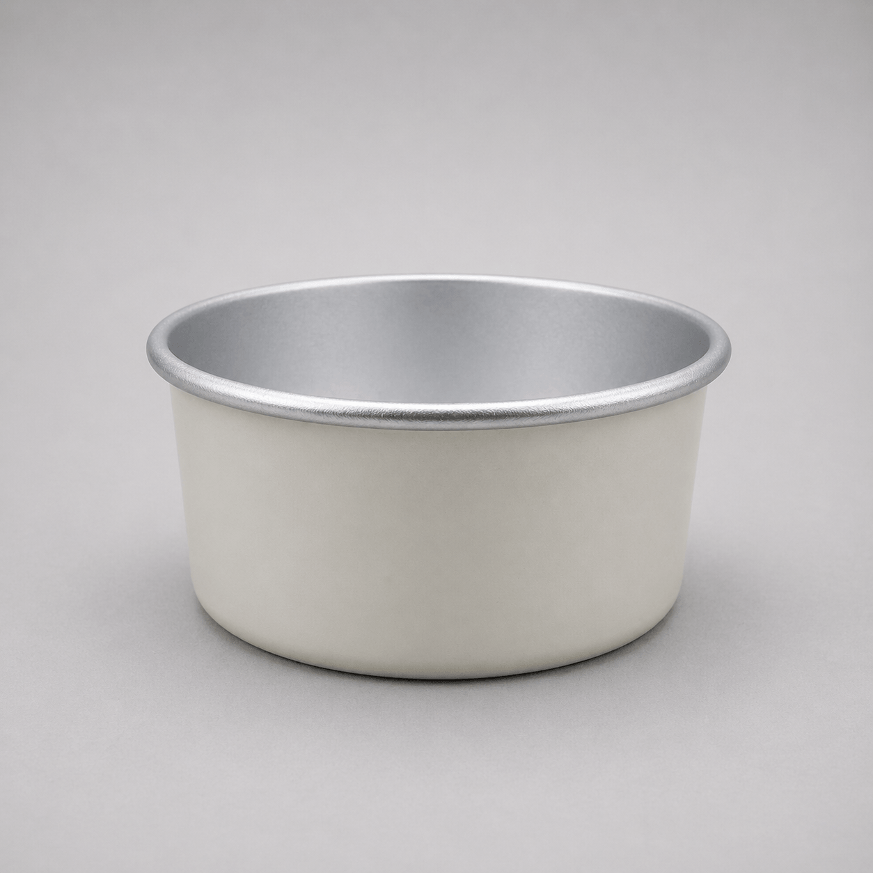 Aluminium-lined round kraft bowls, alternative view