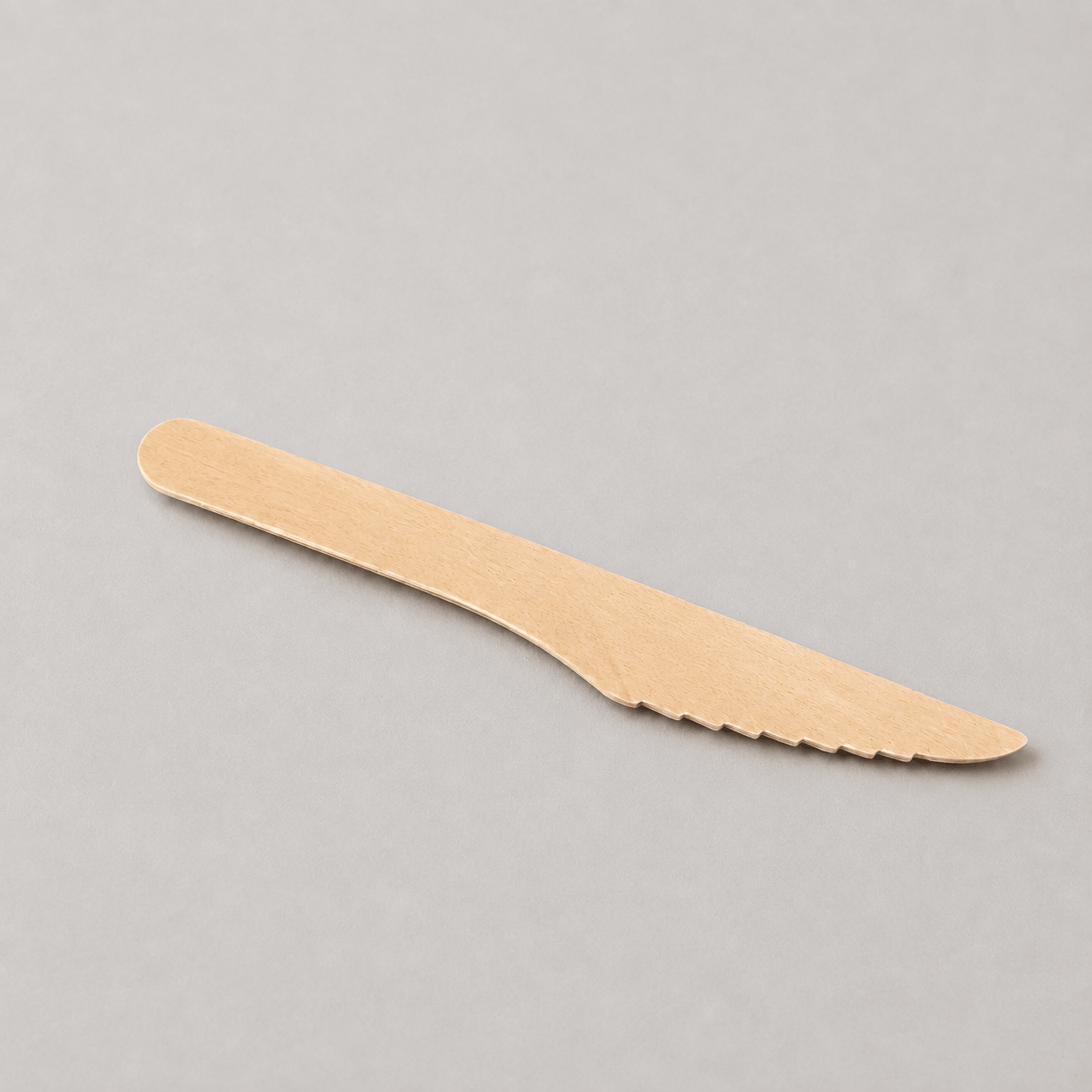 Disposable wooden knives, alternative view