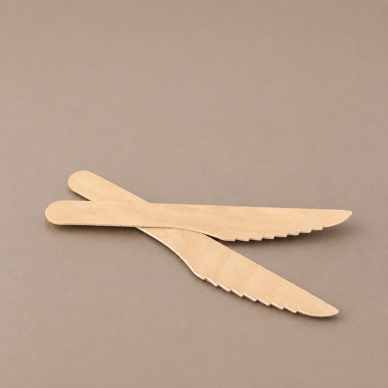 Disposable birchwood knife
